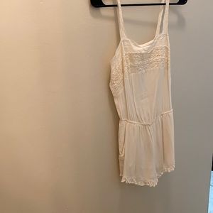 White floral romper BRAND NEW